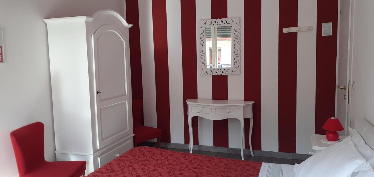 Bed And Breakfast Lo Scrigno Polinago Bagian luar foto