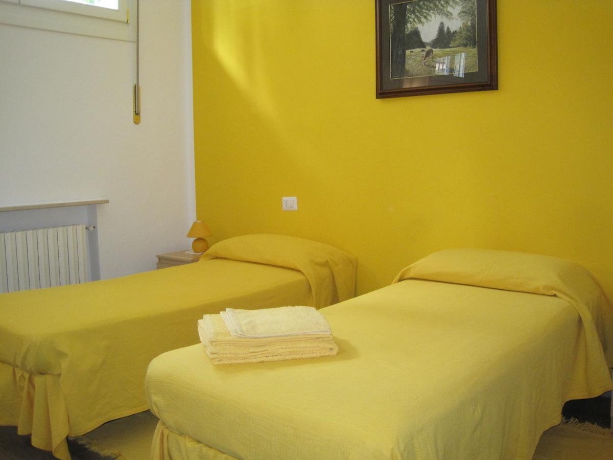 Bed And Breakfast Lo Scrigno Polinago Ruang foto
